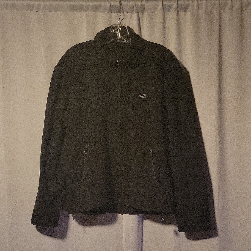 New Balance Women's Dark Gray Performance Jacket